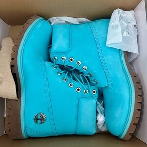 Timberland Boots NWT ice blue limited edition